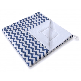 Double-sided Tipitält lekmatta dubbelsidig Chevron marinblå