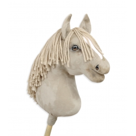 Käpphäst Cremello