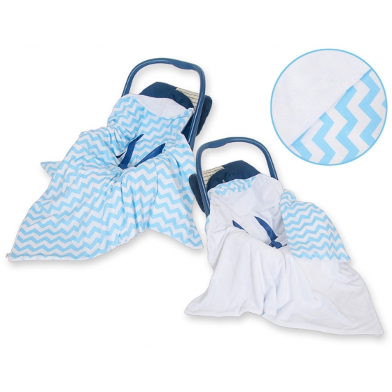 Dubbelsidigt filt till babyskyddet bilbarnstolen Chevron blue-vit