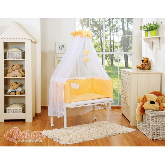 startpaket: Bedside cot + madrass+ sängkläder- hjärtan peach